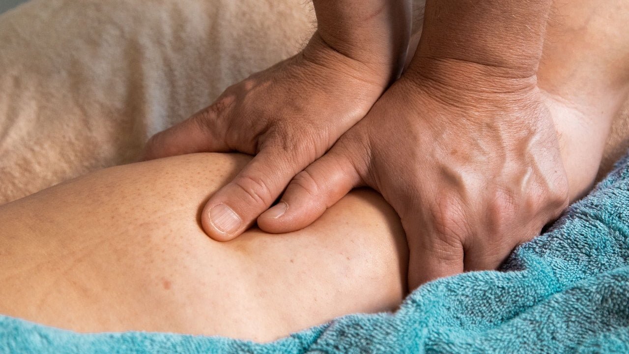Gambe massaggio anti cellulite