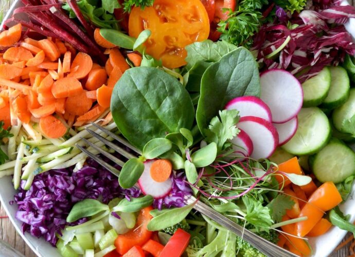 Dieta vegetale verdure anti tumore intestino