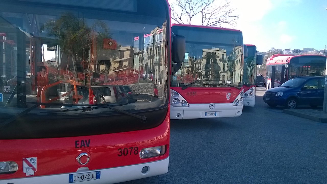 EAV bus Napoli
